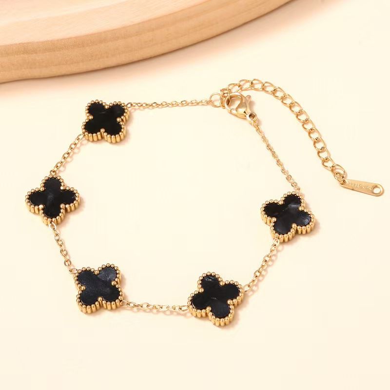 Lunaryael ‐ Set Quadrifoglio